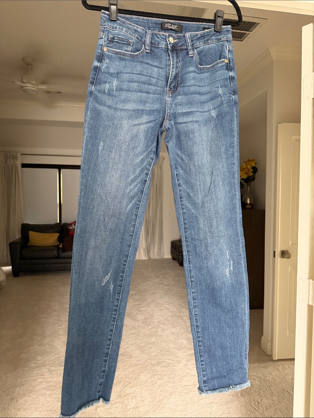 JUDY BLUE Straight-Leg High-Rise Jeans in Medium Blue Denim LONG Tall